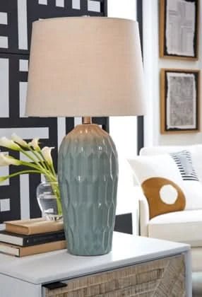 Hadbury Ceramic Table Lamp - HER Home Design Boutique