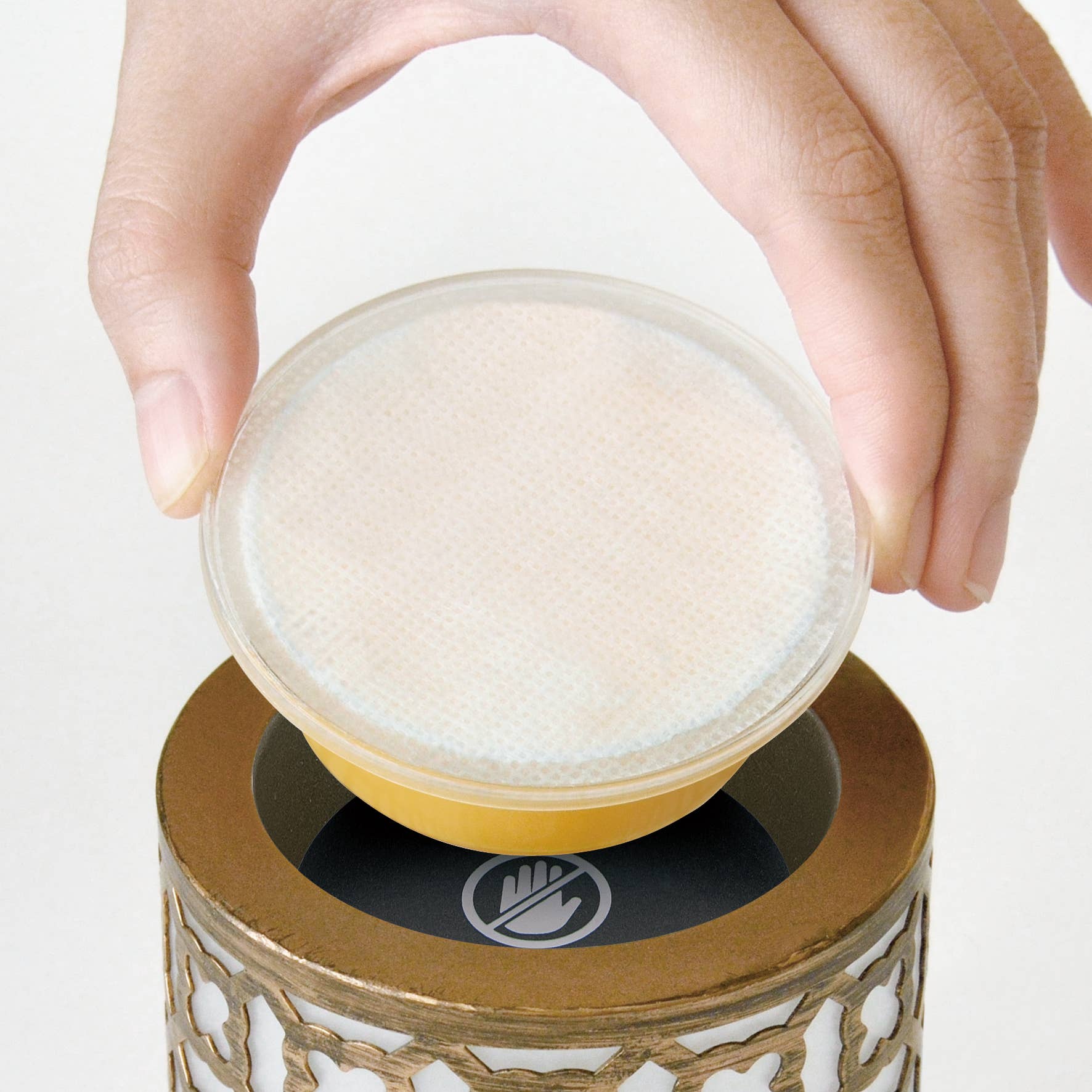 Oriental Cedar No Spill Wax Melt Pod - HER Home Design Boutique