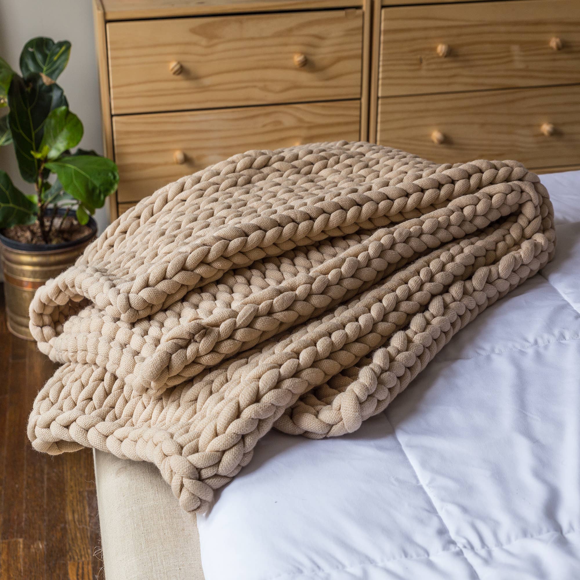 Chunky Knit Throw - 17 colors: Camel - HER Home Design Boutique