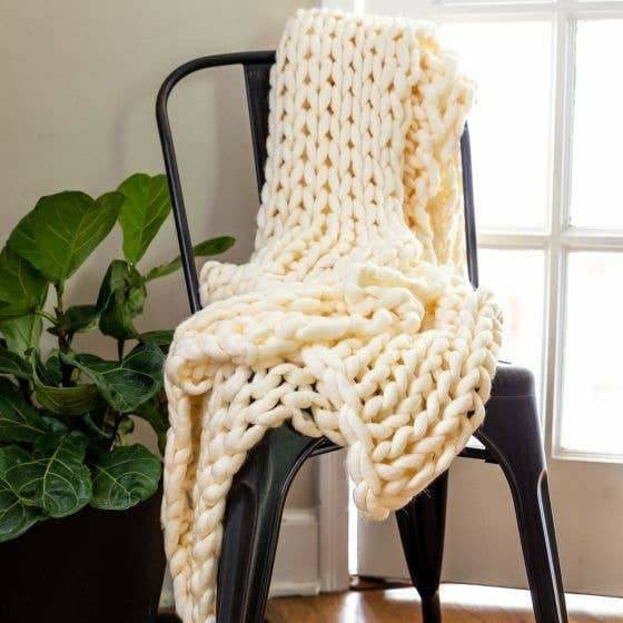 Chunky Knit Throw - Cream - HER Home Design Boutique
