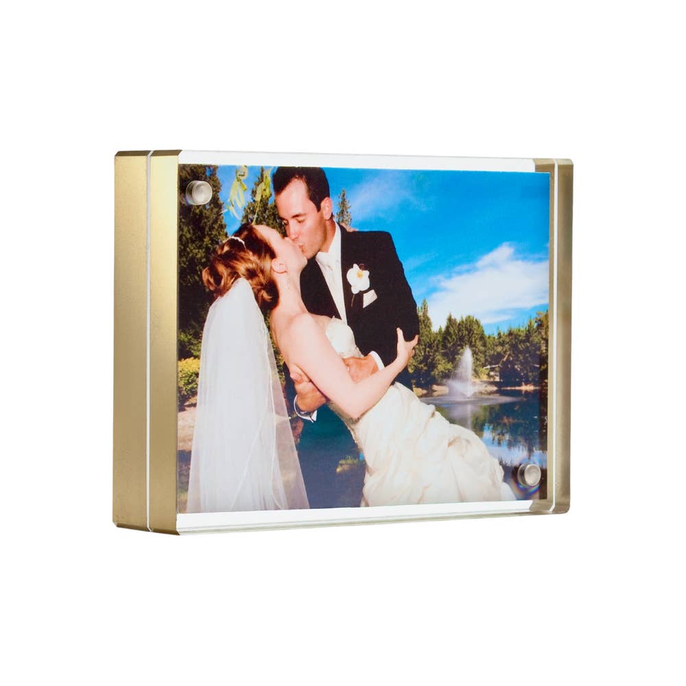 Gold Edge Magnet Frame: 5"x7" - HER Home Design Boutique